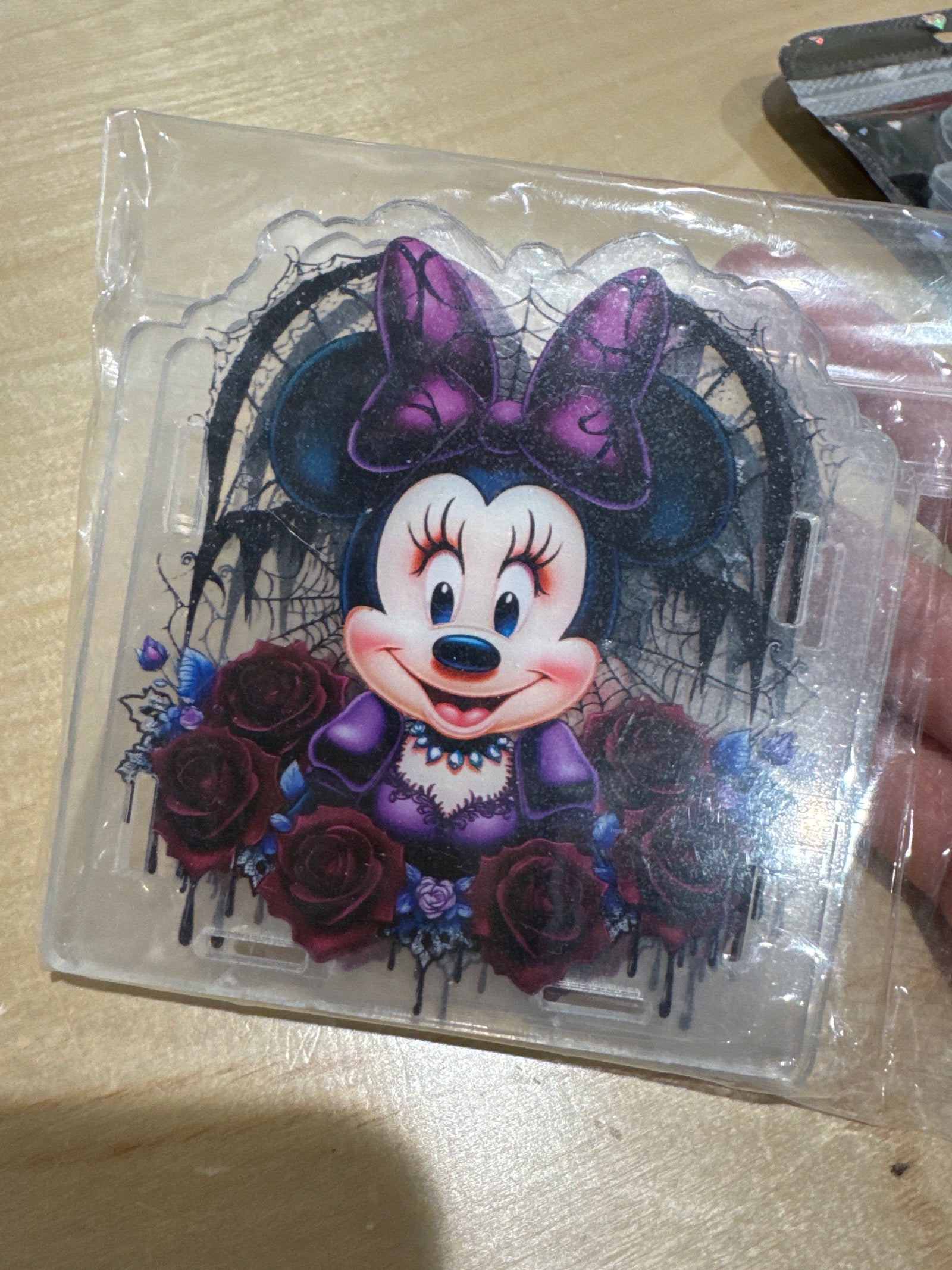 Minnie mouse pen holder