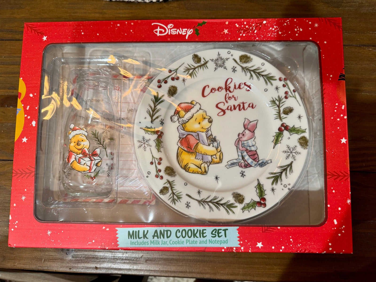 Winnie the Pooh, milk and cookie set