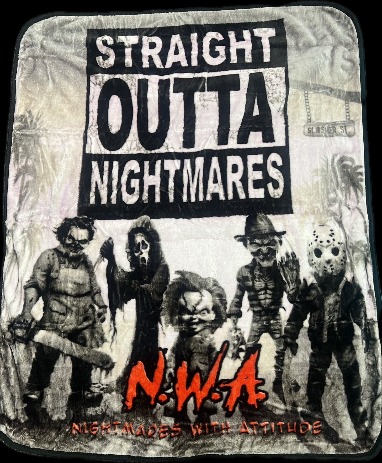 Horror - Queen - Straight Outta Nightmares